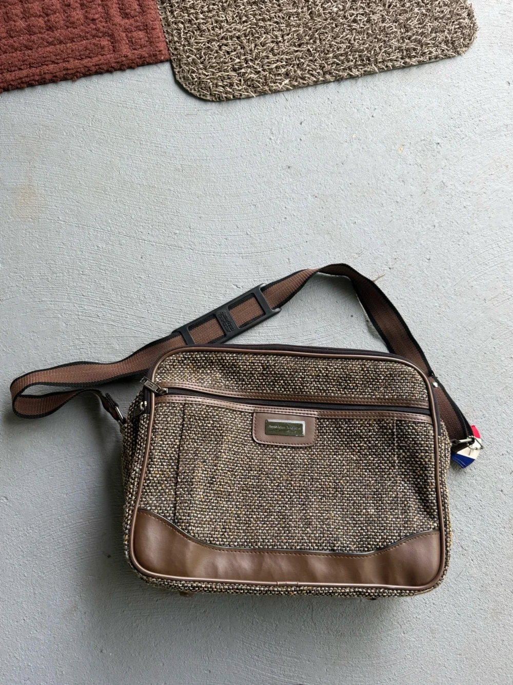 American Tourister Brown Tweed Crossbody Shoulder Bag Travel